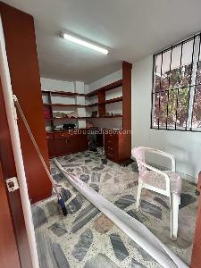 Casa de 4 alcobas en venta en Ciudad Jardin, Cali, 238 m² · foto 18 de 20