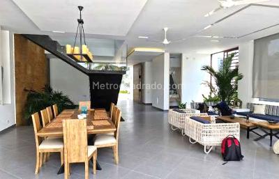 Casa de 5 alcobas en venta en El Peñon, Girardot, 625 m² · foto 11 de 20