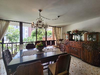 Casa de 4 alcobas en venta en Santa Teresita, Cali, 340 m² · foto 7 de 12