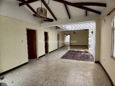 Casa de 5 alcobas en venta en Mayapan Las Vegas, Cali, 200 m² · foto 3 de 19