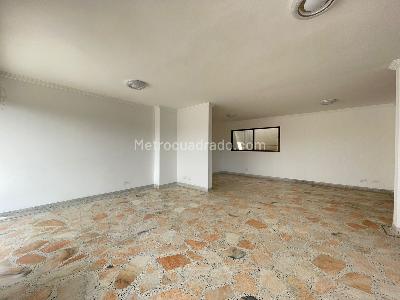 Apartamento de 3 alcobas en venta en El Ingenio, Cali, 162 m² · foto 19 de 20