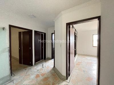 Apartamento de 3 alcobas en venta en El Ingenio, Cali, 162 m² · foto 9 de 20