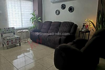 Casa de 5 alcobas en venta en La Concepcion, Barranquilla, 247 m² · foto 2 de 20