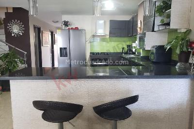 Casa de 5 alcobas en venta en La Concepcion, Barranquilla, 247 m² · foto 5 de 20