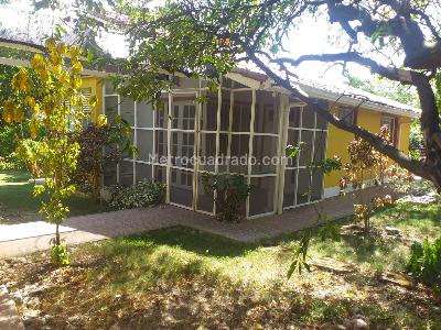 Casa de 3 alcobas en venta en Vereda Barzalosa, Girardot, 196 m² · foto 17 de 20