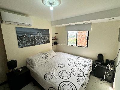 Apartamento de 4 alcobas en venta en Quintas De Don Simon, Cali, 117 m² · foto 14 de 20