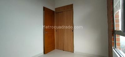 Apartamento en venta en Loma Del Indio, Medellín · foto 8 de 20