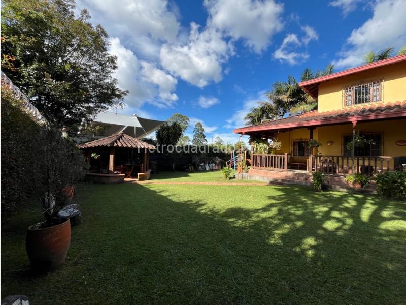 4BR House in Llanogrande (350 m²) - 2