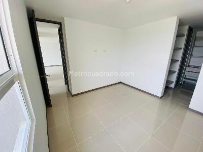 Apartamento de 2 alcobas en venta en Valle Del Lili, Cali, 91 m² · foto 8 de 18