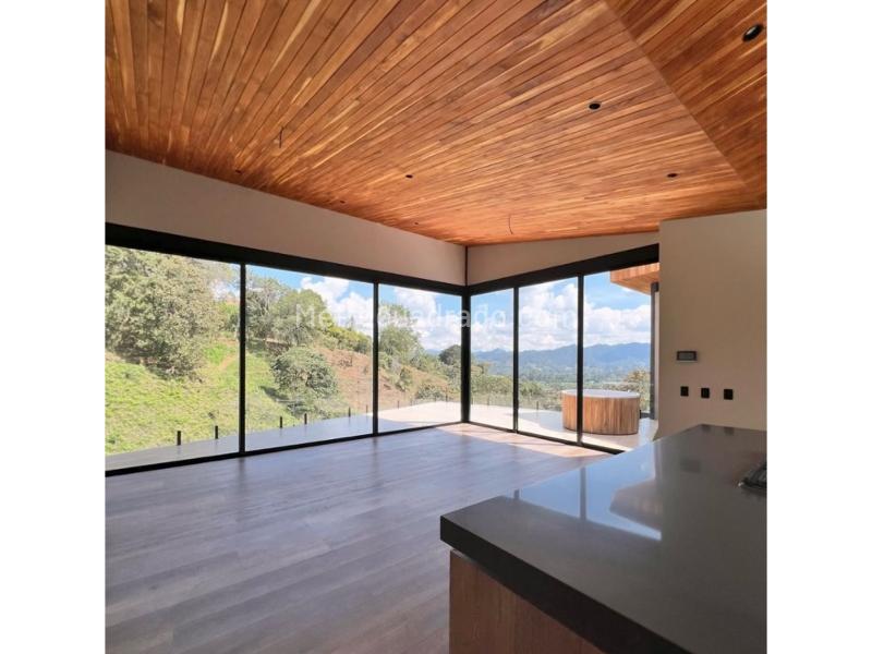 Casa en Arriendo, Fizebad, Retiro - 2