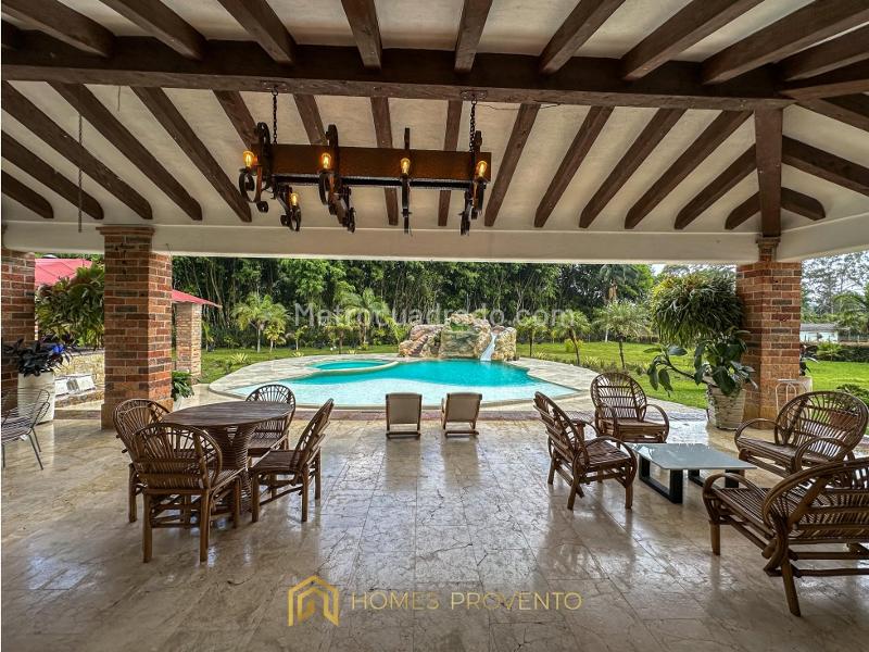 Casa en Arriendo, Llanogrande, Rionegro - 2