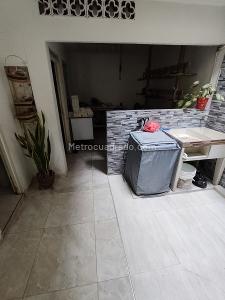 Casa de 5 alcobas en venta en Rodrigo Lara Bonilla, Cali, 205 m² · foto 12 de 19