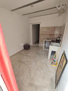 Casa de 5 alcobas en venta en Rodrigo Lara Bonilla, Cali, 205 m² · foto 15 de 19