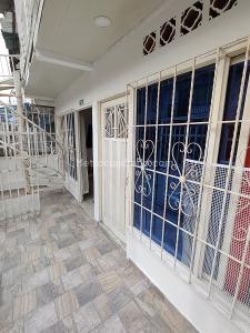 Casa de 5 alcobas en venta en Rodrigo Lara Bonilla, Cali, 205 m² · foto 2 de 19