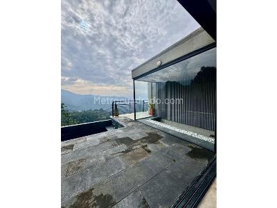 Casa de 4 alcobas en arriendo en El Escobero, Medellín · foto 9 de 20