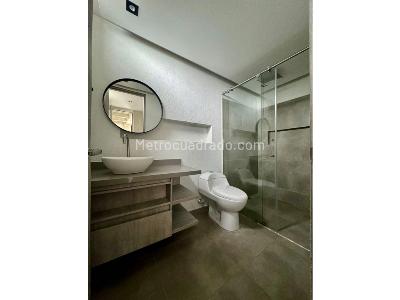 Casa de 4 alcobas en arriendo en El Escobero, Medellín · foto 17 de 20