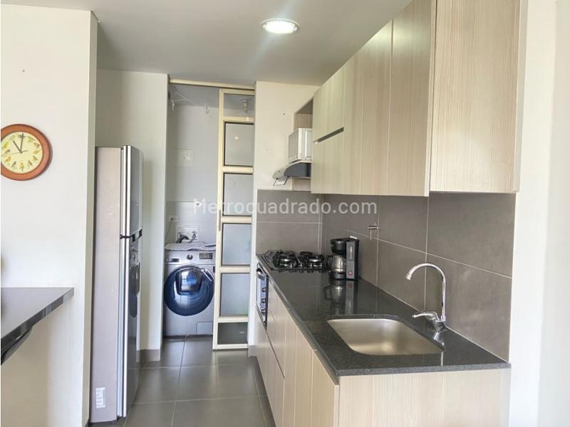 1BR Apartment in Llanogrande (64 m²) - 4