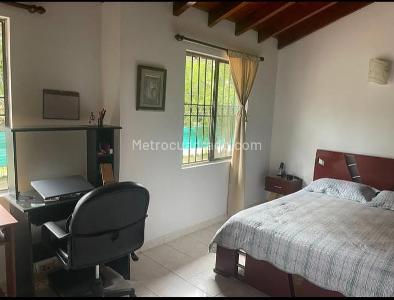 Casa de 5 alcobas en venta en Cuarto De Legua, Cali, 127 m² · foto 11 de 20