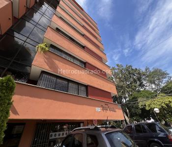 Apartamento en venta en Versalles, Cali · foto 2 de 18