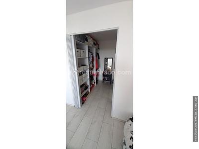 Apartamento de 3 alcobas en venta en Kachipay, Cali, 68 m² · foto 10 de 11
