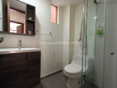 Apartamento de 3 alcobas en venta en La Hacienda, Cali, 101 m² · foto 18 de 19