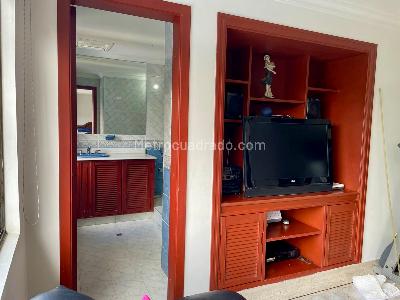 Casa de 5 alcobas en venta en Quintas De Don Simon, Cali, 255 m² · foto 11 de 20