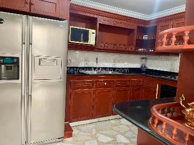 Casa de 5 alcobas en venta en Quintas De Don Simon, Cali, 255 m² · foto 6 de 20