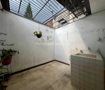 Casa de 5 alcobas en venta en San Fernando, Cali, 300 m² · foto 9 de 15