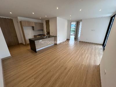 Apartamento de 2 alcobas en venta en Santa Teresita, Cali, 86 m² · foto 3 de 14