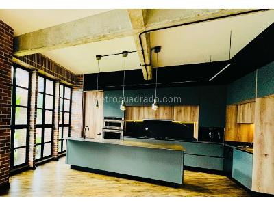 Apartamento de 3 alcobas en arriendo en Poblado San Lucas, Medellín, 330 m² · foto 2 de 20