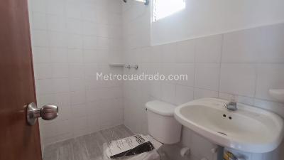 Apartamento de 3 alcobas en venta en Ciudad 2000, Cali, 66 m² · foto 12 de 18
