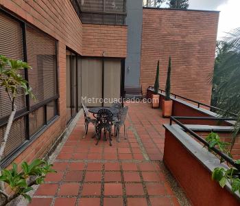 Apartamento en venta en Castropol, Medellín · foto 3 de 20