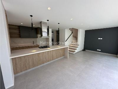 Casa de 4 alcobas en venta en Barro Blanco, Rionegro, 230 m² · foto 7 de 20