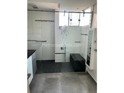Apartamento en arriendo en Poblado, Medellín · foto 6 de 12
