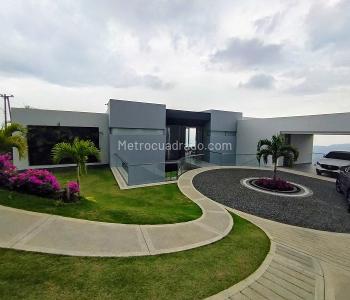 Casa de 4 alcobas en venta en Medio Dapa, Cali, 640 m² · foto 2 de 20