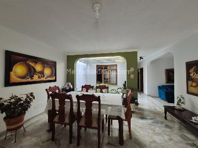 Casa de 5 alcobas en venta en San Fernando, Cali, 306 m² · foto 5 de 20