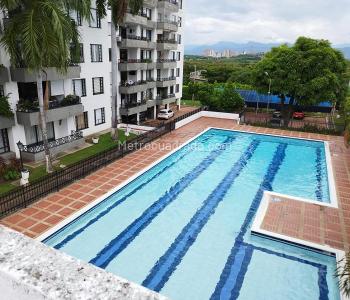 Apartamento de 3 alcobas en venta en Girardot, Girardot, 140 m² · foto 2 de 13