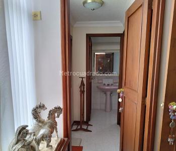 Apartamento de 3 alcobas en venta en Girardot, Girardot, 140 m² · foto 11 de 13