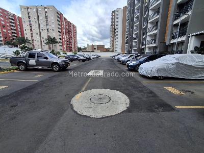Apartamento de 1 alcoba en venta en La Flora, Cali, 33 m² · foto 17 de 20