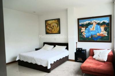 Casa de 5 alcobas en venta en El Bosque, Cali, 425 m² · foto 10 de 20