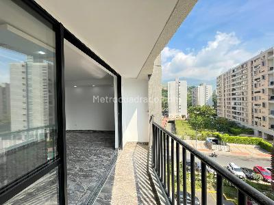 Apartamento de 1 alcoba en venta en La Flora, Cali, 33 m² · foto 8 de 20