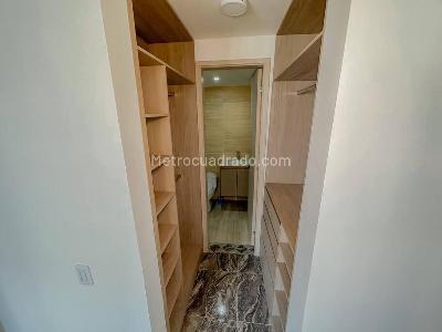 Apartamento de 1 alcoba en venta en La Flora, Cali, 33 m² · foto 10 de 20