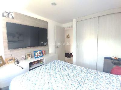 Apartamento de 3 alcobas en venta en Loma De San Julian, Medellín, 92 m² · foto 12 de 15
