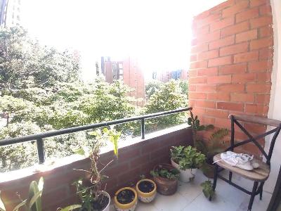 Apartamento de 3 alcobas en venta en Loma De San Julian, Medellín, 92 m² · foto 15 de 15