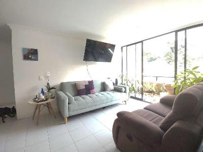Apartamento de 3 alcobas en venta en Loma De San Julian, Medellín, 92 m² · foto 2 de 15