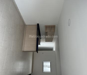 Casa de 3 alcobas en venta en Campo Valdes, Medellín, 80 m² · foto 5 de 16