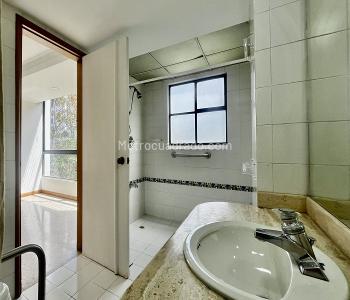 Apartamento de 3 alcobas en venta en La Florida, Medellín, 195 m² · foto 15 de 20