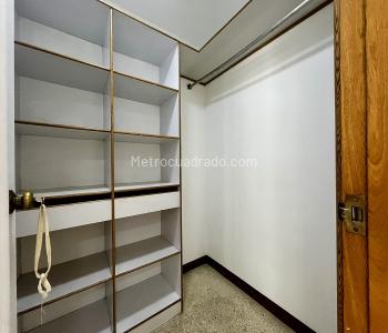 Apartamento de 3 alcobas en venta en La Florida, Medellín, 195 m² · foto 18 de 20