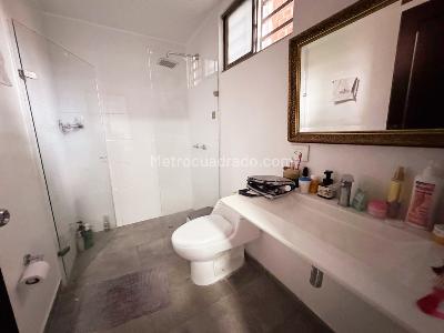 Casa de 5 alcobas en venta en Parcelaciones Pance, Cali, 480 m² · foto 10 de 20