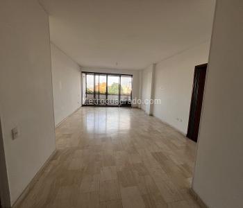 Apartamento de 3 alcobas en venta en Santa Monica Residential, Cali, 178 m² · foto 2 de 20